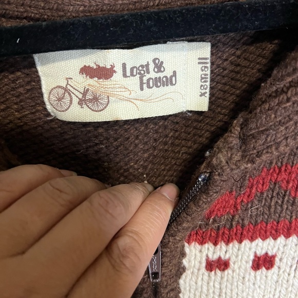 Lost and Found Sweater - extra Small - Picture 2 of 6